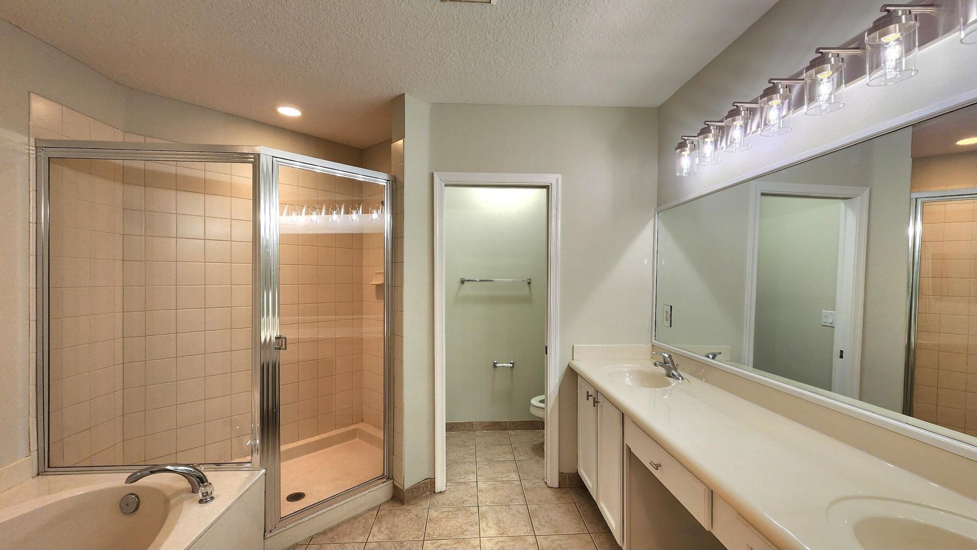 2124 Oakmont Drive, Riviera Beach, FL 33404 Photo