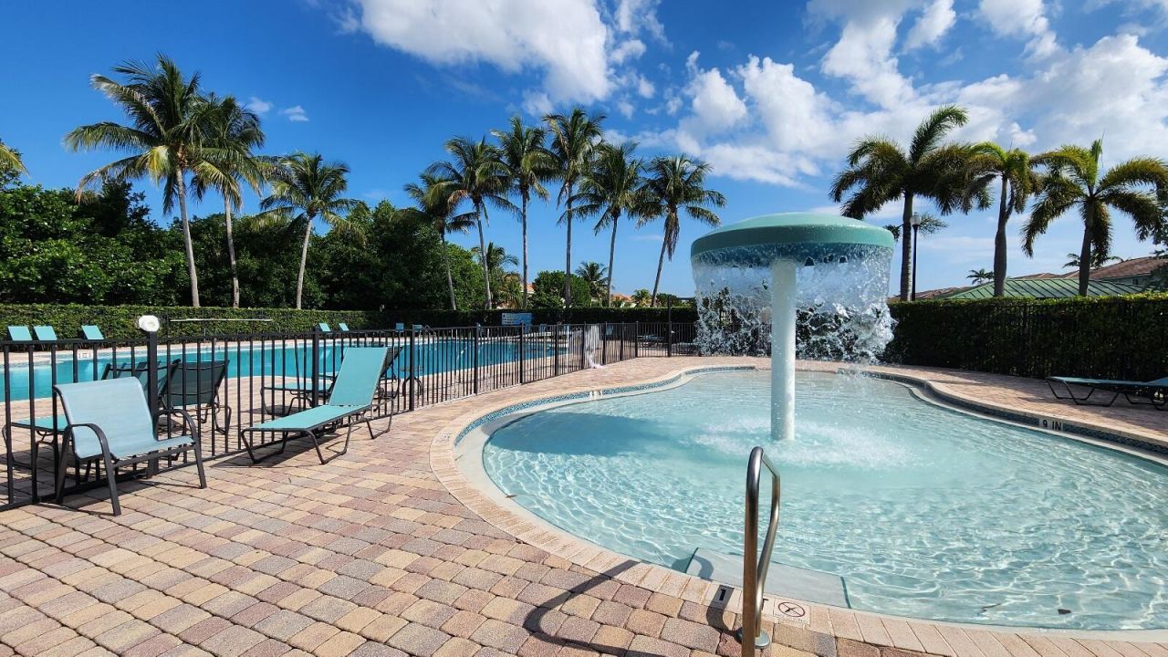 2124 Oakmont Drive, Riviera Beach, FL 33404 Photo