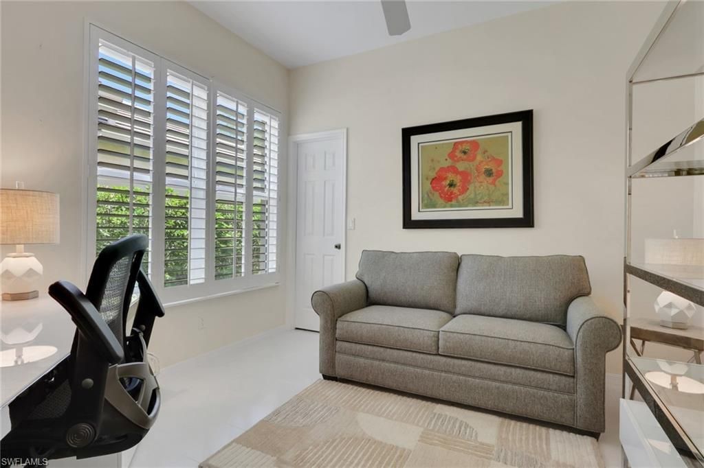 128 Livermore Ln, Naples, FL 34119 Photo