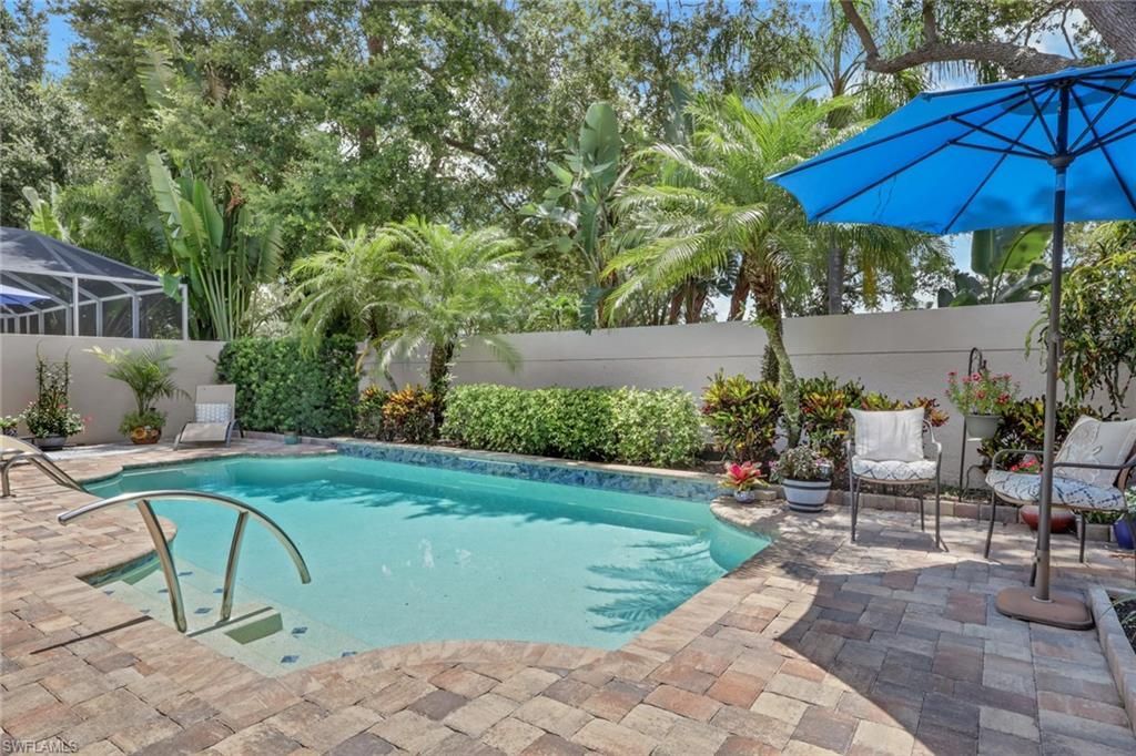128 Livermore Ln, Naples, FL 34119 Photo