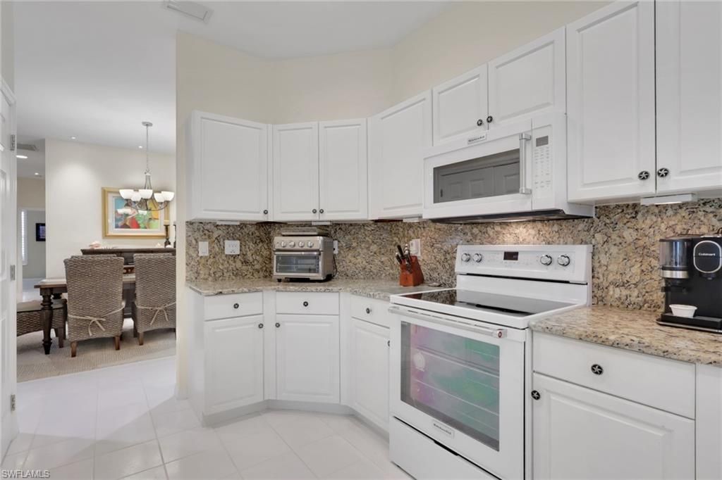 128 Livermore Ln, Naples, FL 34119 Photo