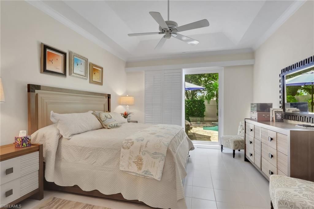 128 Livermore Ln, Naples, FL 34119 Photo
