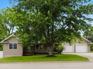 224 S MILDRED Street, CARSON, IA 51525