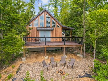 711 Worley Hill Top Road, Stearns, KY 42647