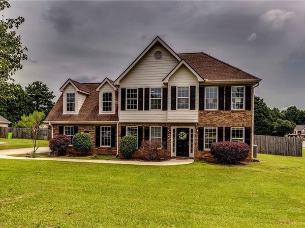 117 Bo Simpson Parkway , Mcdonough, GA 30253