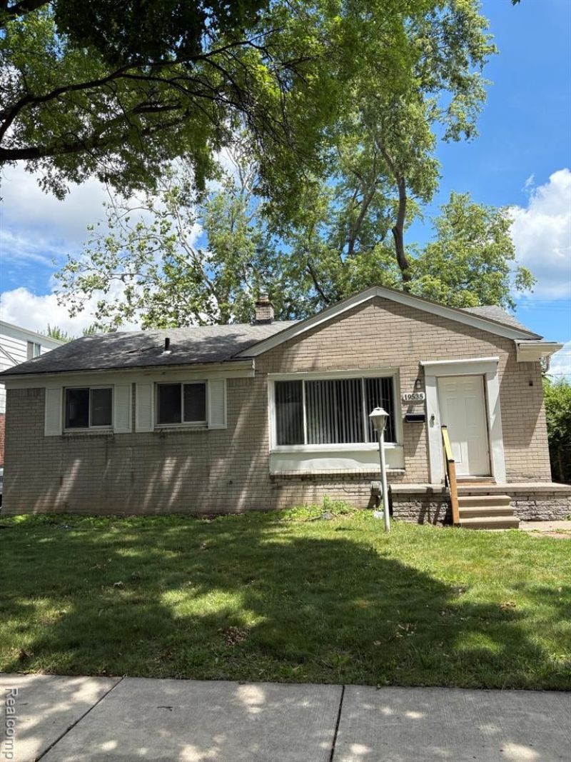 19535 Woodmont Street, Harper Woods, MI 48225 Main Photo