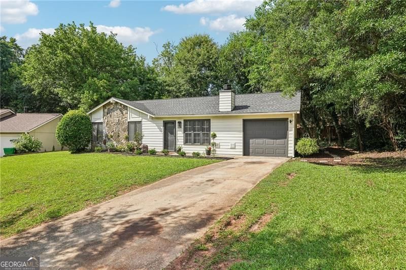 1050 Park West Court, Stone Mountain, GA 30088 Main Photo