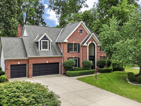1229 Whispering Meadow Court, New Albany, OH 43054