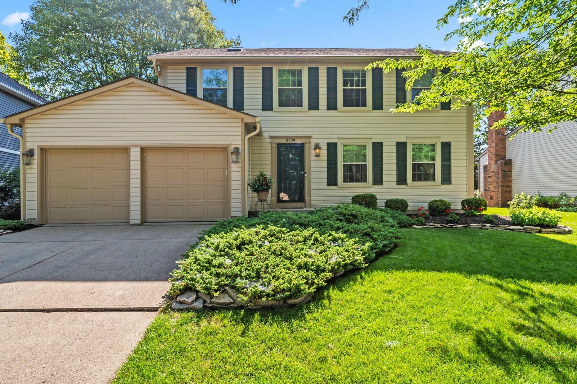 6900 Pine Bark Lane, Columbus, OH 43235 Main Photo
