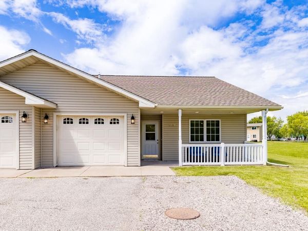 2227 Bardon Ave, Superior, WI 54880