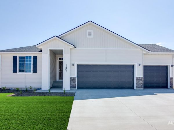 613 W Novak Dr, Emmett, ID 83617