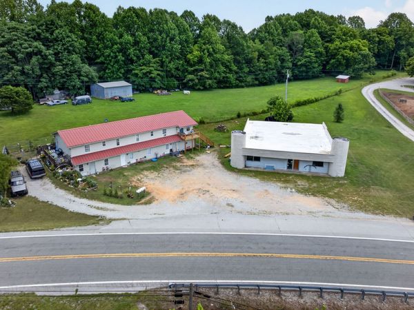 11279 Nashville Hwy , Baxter, TN 38544