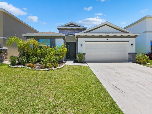 5689 HAWKS CAY STREET , APOLLO BEACH, FL 33572