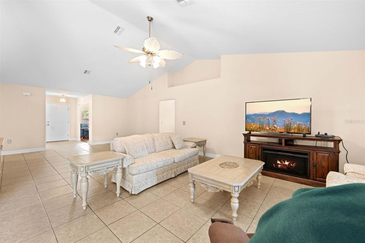 8053 Timberlake Avenue, Spring Hill, FL 34606 Photo