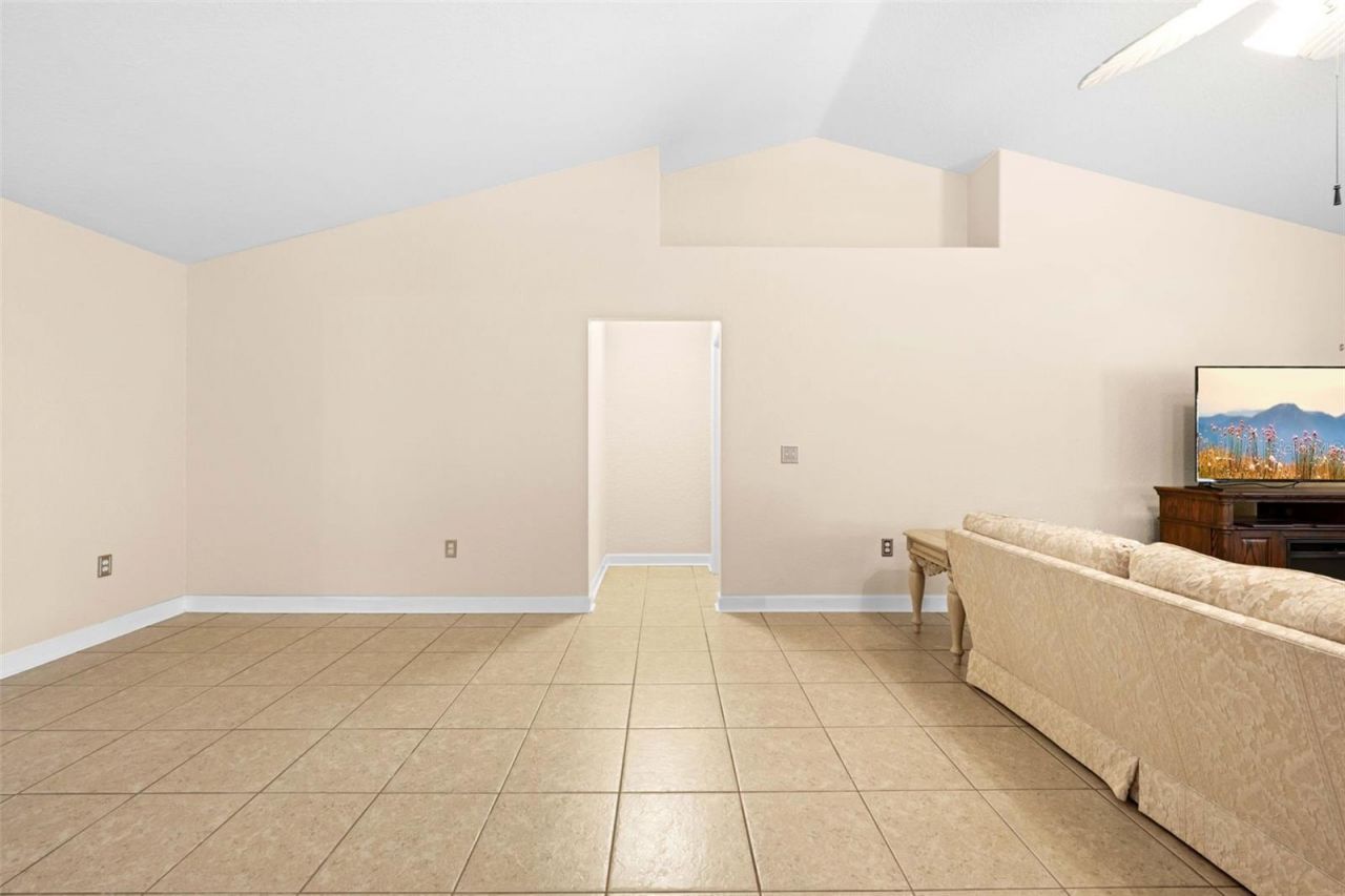 8053 Timberlake Avenue, Spring Hill, FL 34606 Photo
