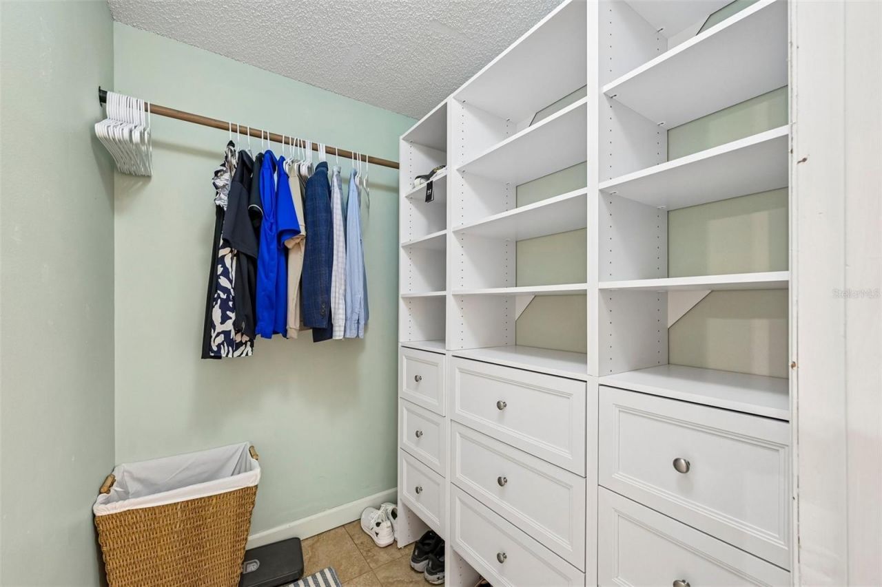 4712 Glenbrooke Drive, Sarasota, FL 34243 Photo