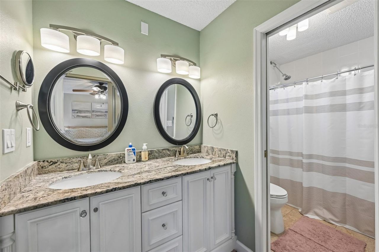 4712 Glenbrooke Drive, Sarasota, FL 34243 Photo