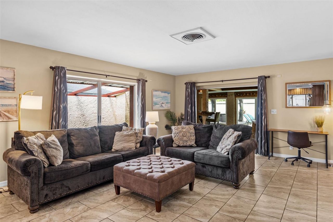 10472 Orange Blossom Lane , Seminole, FL 33772 Photo