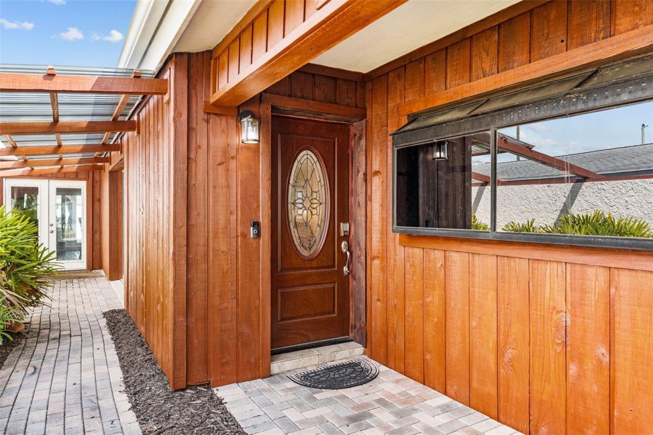 10472 Orange Blossom Lane , Seminole, FL 33772 Photo