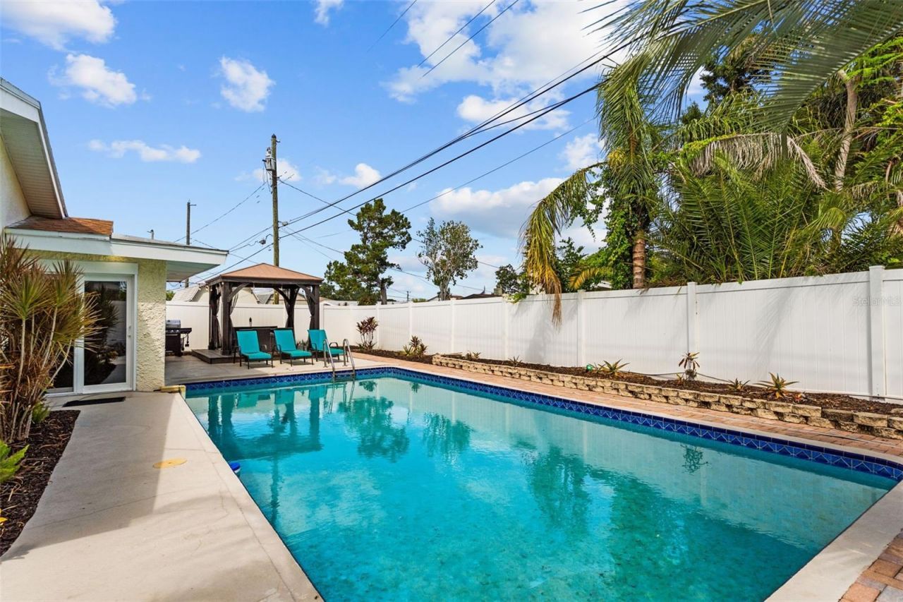10472 Orange Blossom Lane , Seminole, FL 33772 Photo