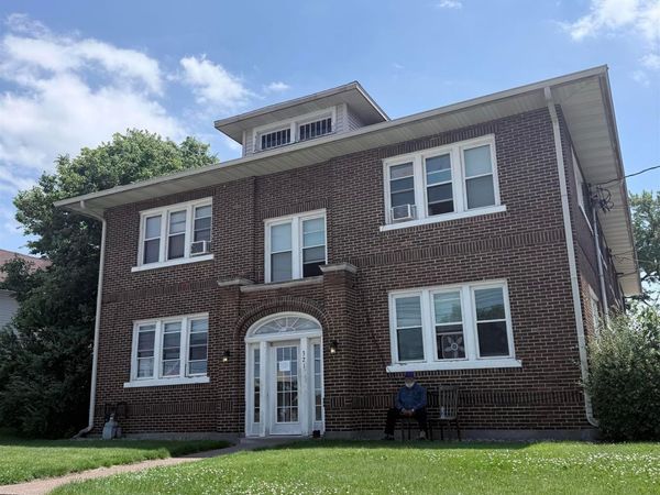 321 W 4th Street, Mishawaka, IN 46544