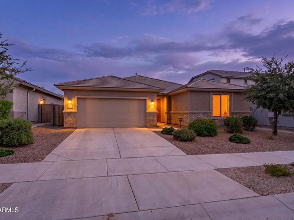 16860 W BUCKHORN Trail, Surprise, AZ 85387
