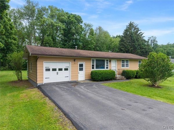 222 Schepps Lane , Kirkville, NY 13082