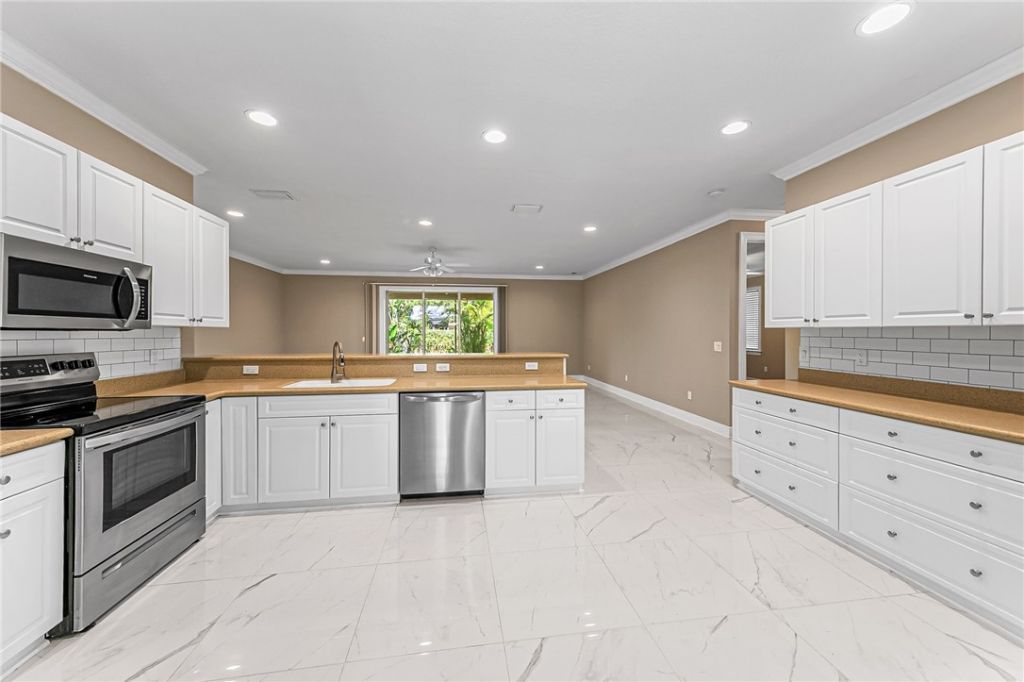 1365 38th Avenue, Vero Beach, FL 32960 Photo
