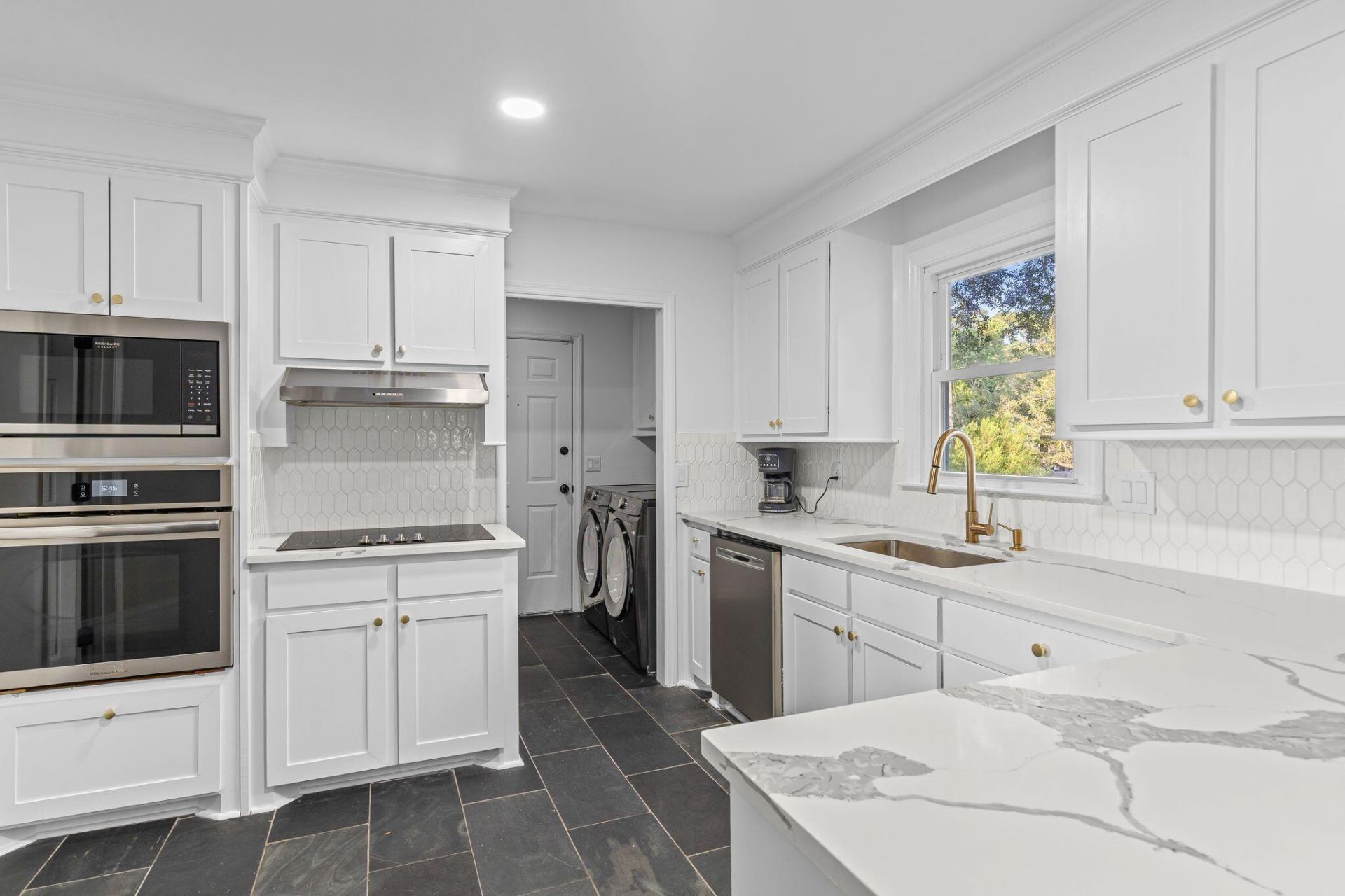 23 Charlyn Drive Photo 18