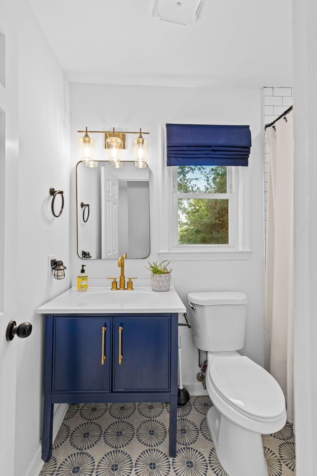 23 Charlyn Drive Photo 36