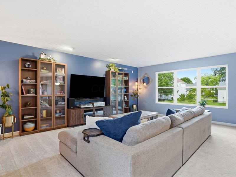 6326 Champions Drive, Westerville, OH 43082 Photo 14