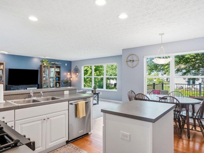 6326 Champions Drive, Westerville, OH 43082 Photo 22