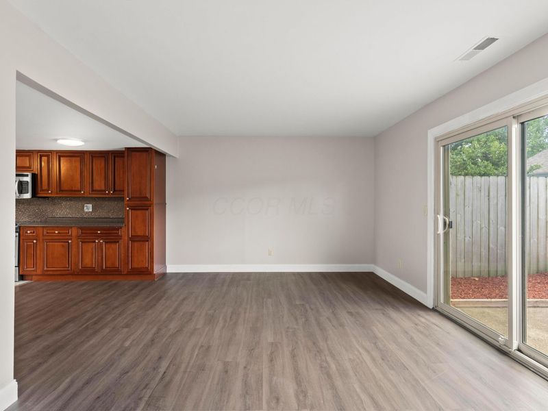 1030 Galliton Court, Unit F, Columbus, OH 43220 Photo 10