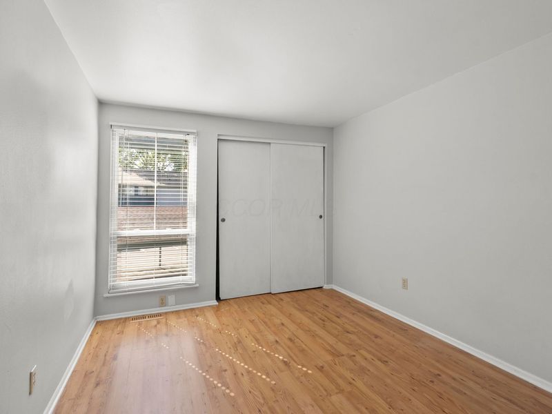 1030 Galliton Court, Unit F, Columbus, OH 43220 Photo 21