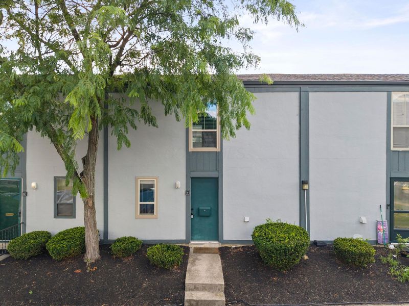 1030 Galliton Court, Unit F, Columbus, OH 43220 Photo 30