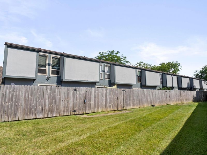 1030 Galliton Court, Unit F, Columbus, OH 43220 Photo 34