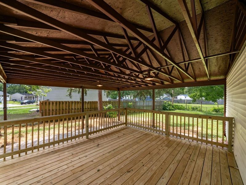 3849 Laguna Drive, Columbus, OH 43232 Photo 43