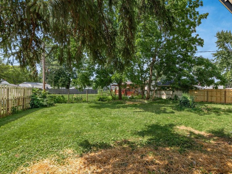 3849 Laguna Drive, Columbus, OH 43232 Photo 47
