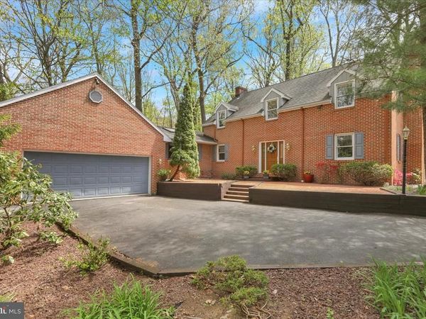 13 NASSAU CIRCLE , READING, PA 19607