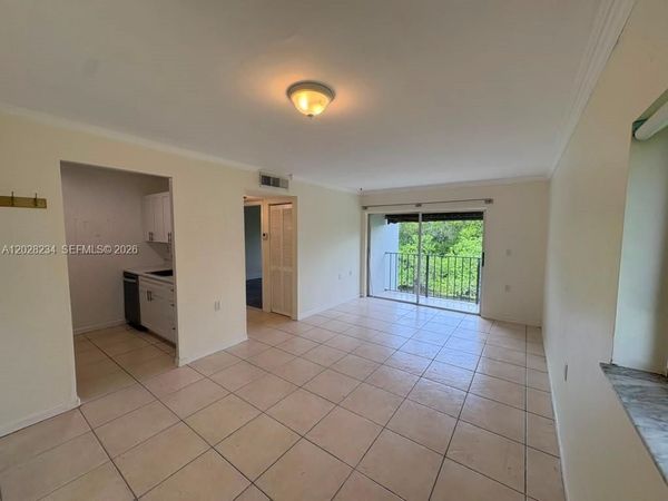 1141 Lake Victoria Dr, Unit F, Palm Beach, FL 33411