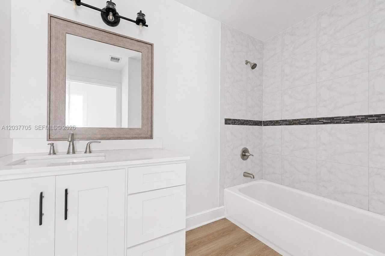 15942 NW 21st St , Pembroke Pines, FL 33028 Photo
