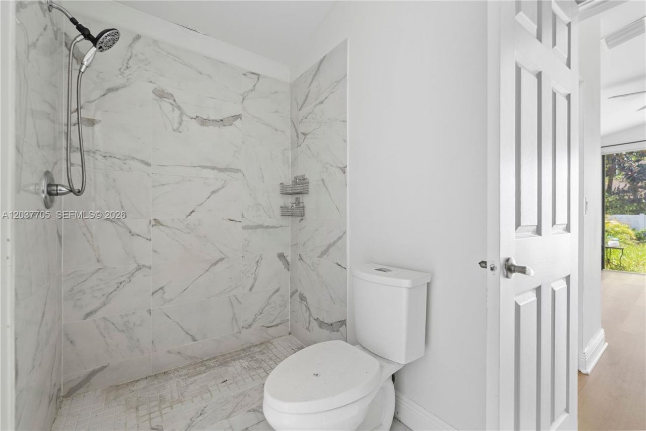15942 NW 21st St , Pembroke Pines, FL 33028 Photo