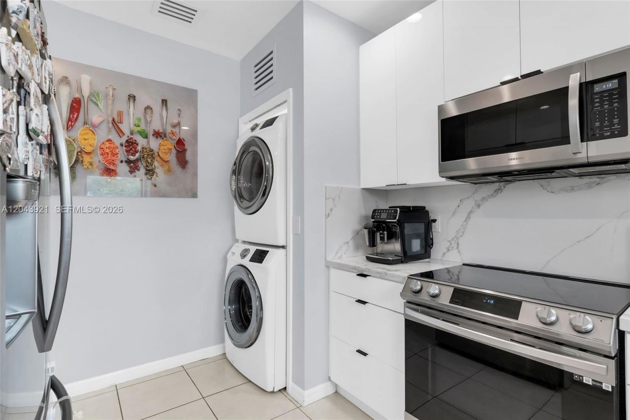 7031 NW 20th Ave , Miami, FL 33147 Photo