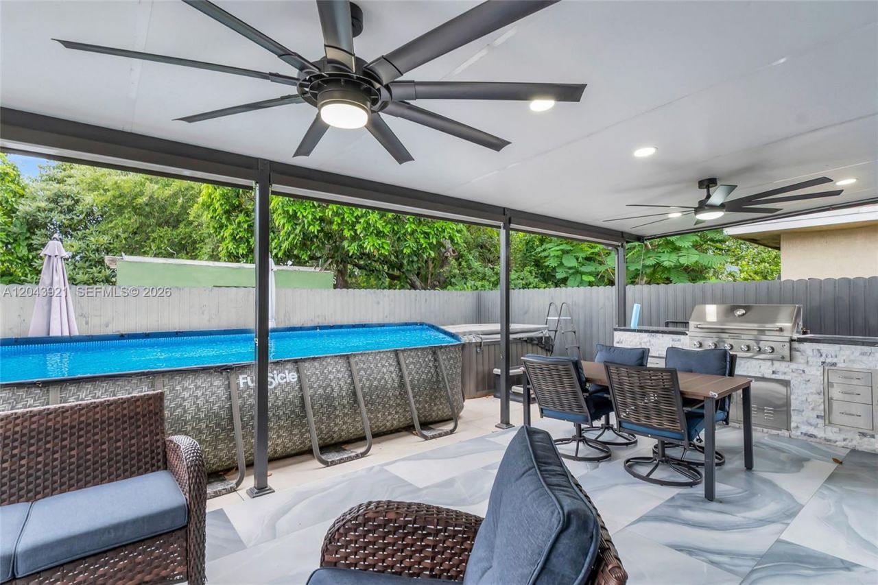 7031 NW 20th Ave , Miami, FL 33147 Photo