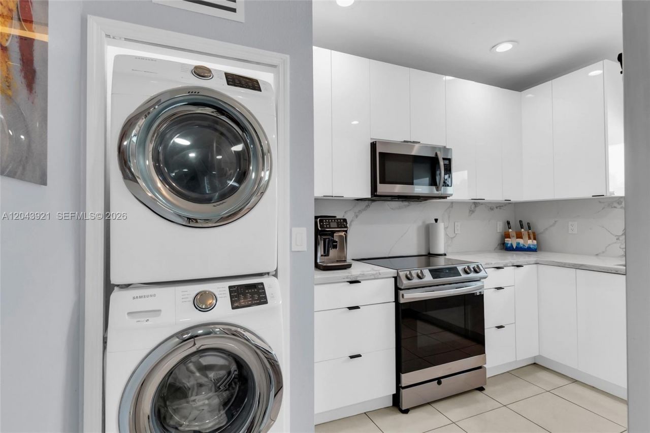 7031 NW 20th Ave , Miami, FL 33147 Photo