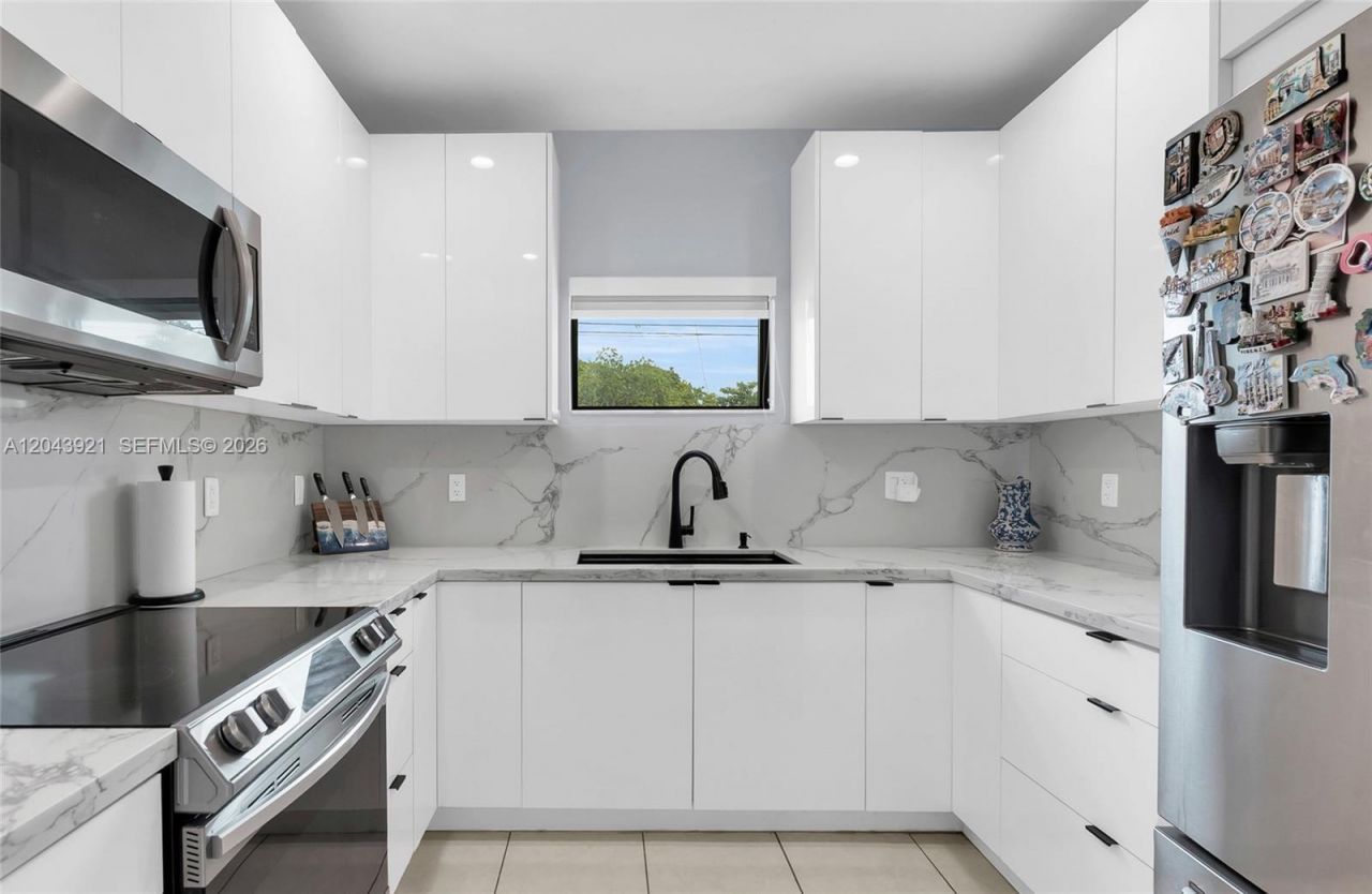 7031 NW 20th Ave , Miami, FL 33147 Photo