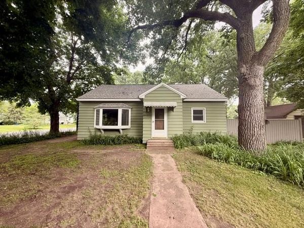614 8th Avenue SW, Little Falls, MN 56345