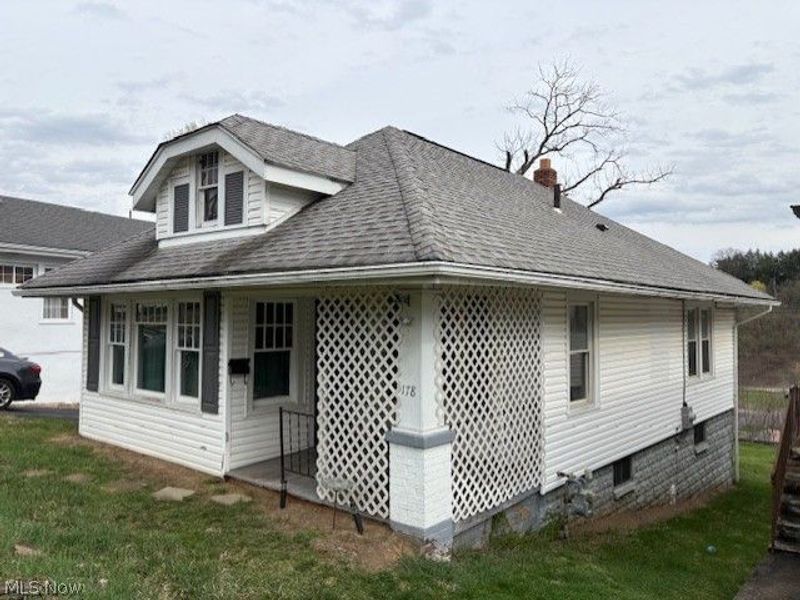 178 Rosslyn Boulevard, Steubenville, OH 43952 Photo 2
