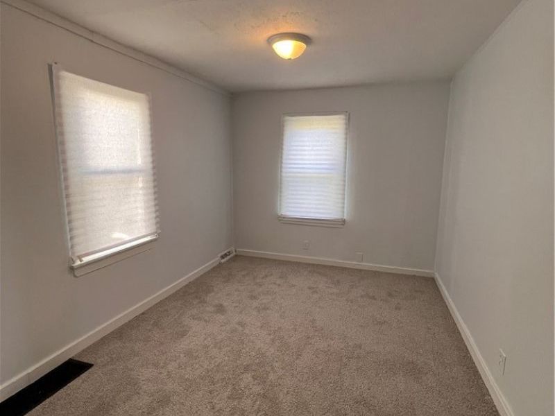 1093 Joy Avenue, Akron, OH 44306 Photo 8