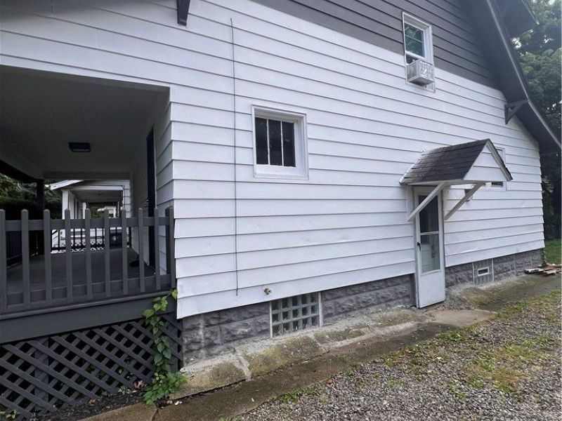 1186 Pondview Avenue, Akron, OH 44305 Photo 2